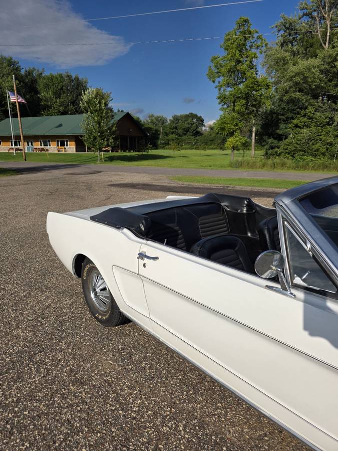Ford-mustang-1966-white-5
