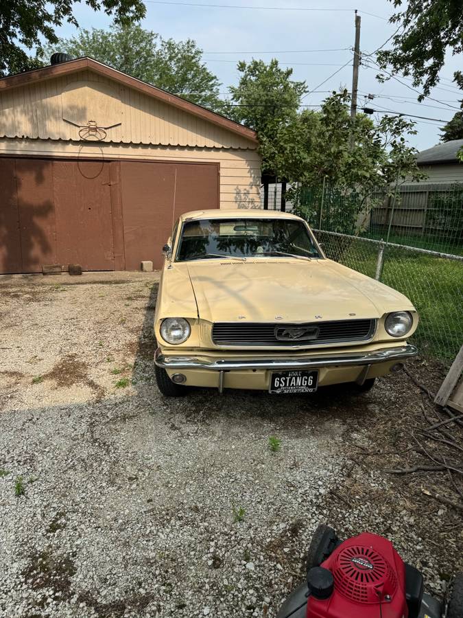 Ford-mustang-1966-yellow-1