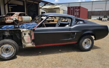 Ford-mustang-1967-1