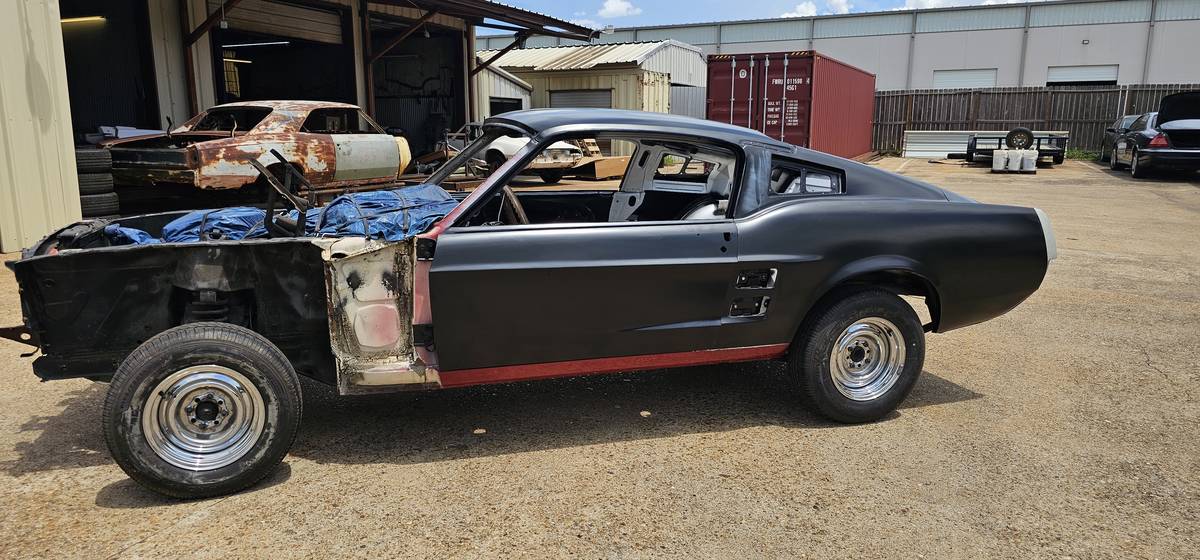 Ford-mustang-1967-1