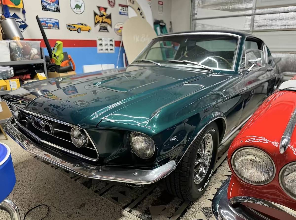 Ford-mustang-1967-8