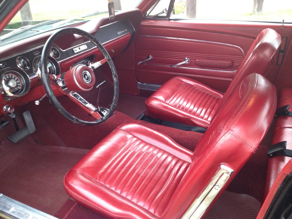 Ford-mustang-1967-black-5