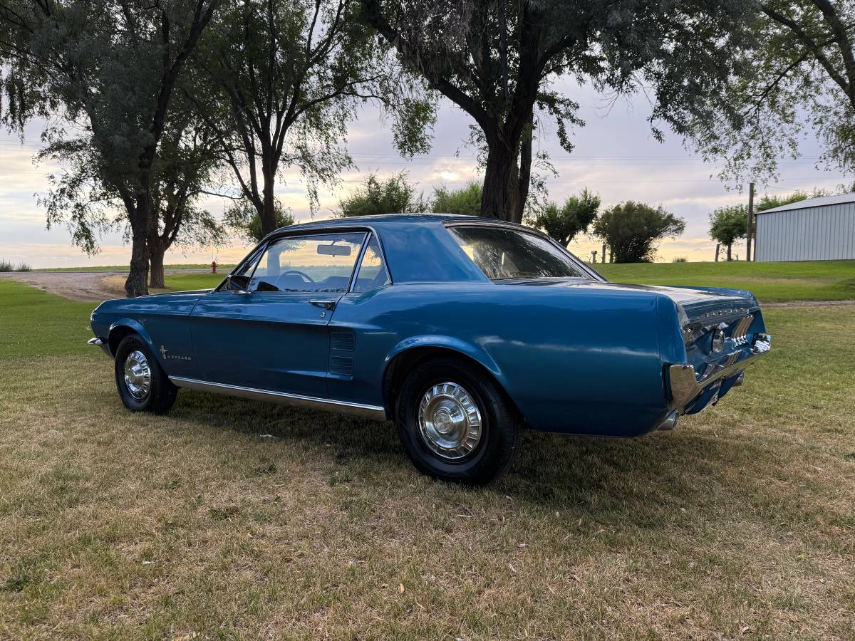Ford-mustang-1967-blue-11