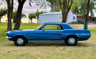 Ford-mustang-1967-blue-2