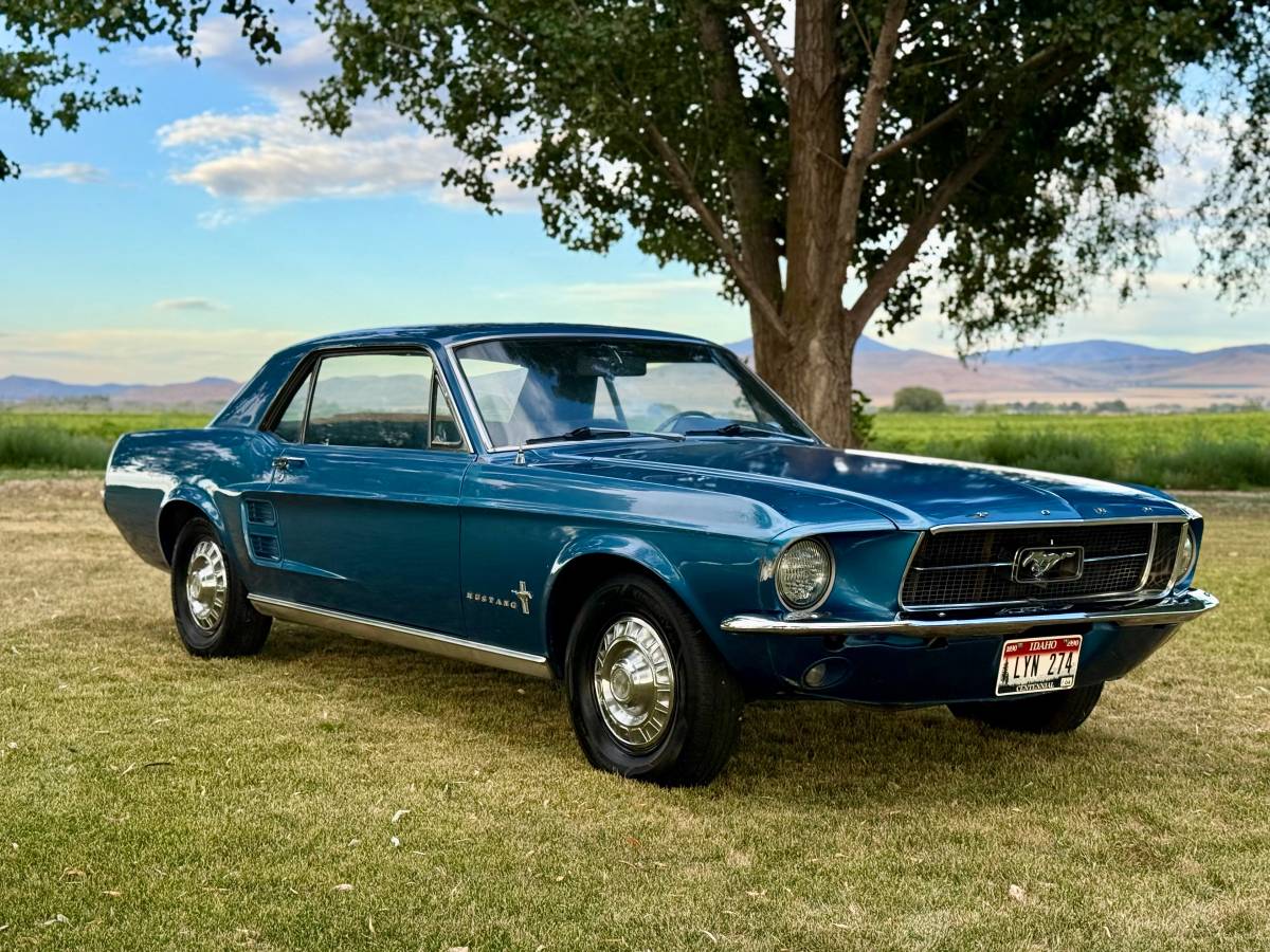 Ford-mustang-1967-blue-21