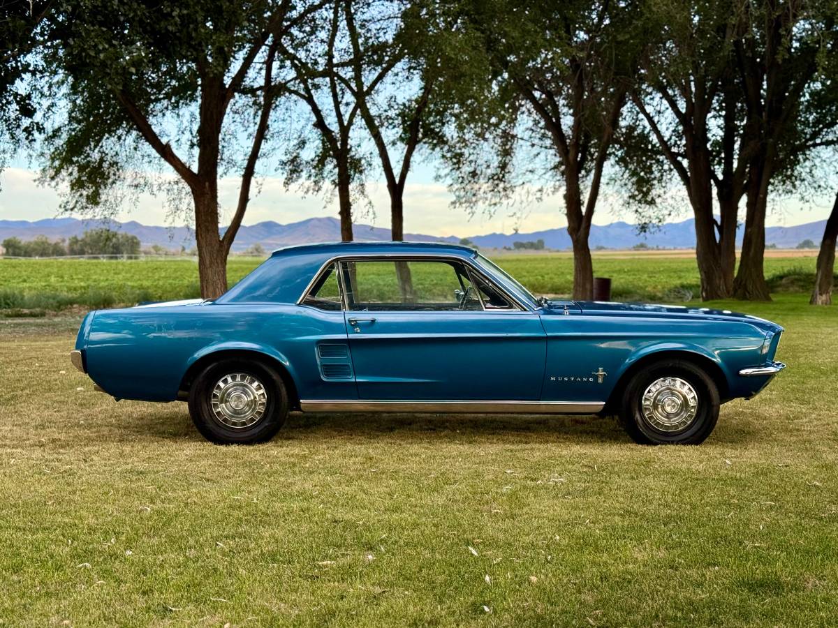 Ford-mustang-1967-blue-6