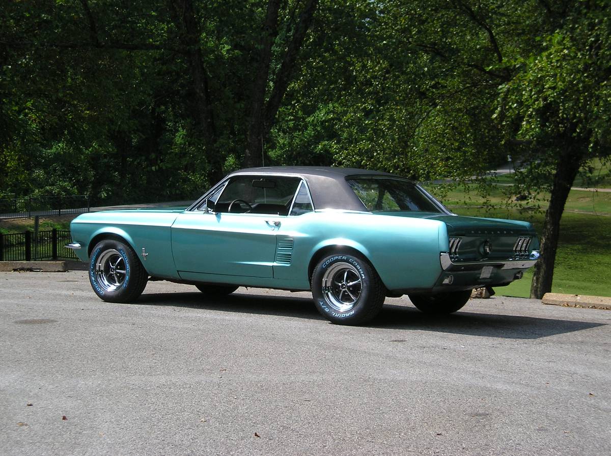 Ford-mustang-1967-custom-23