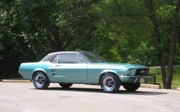 Ford-mustang-1967-custom-30