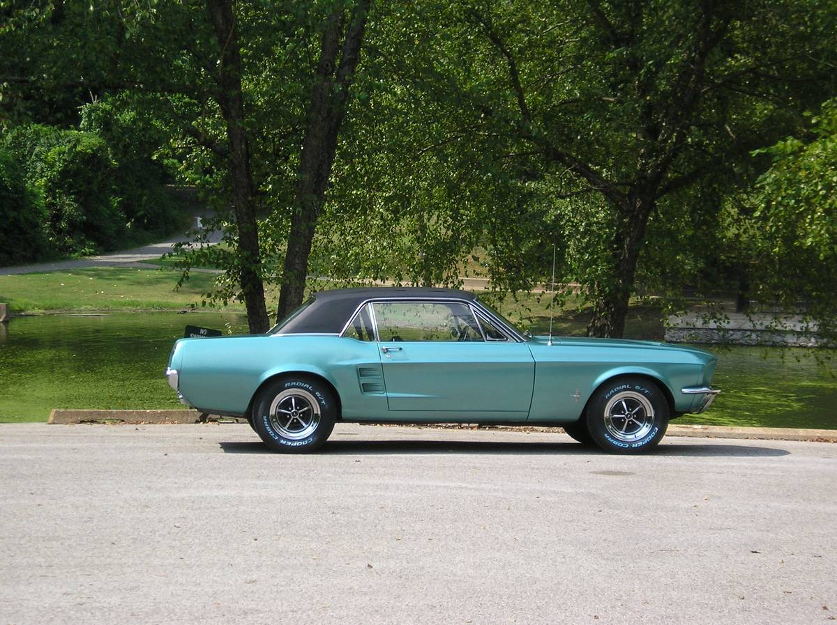 Ford-mustang-1967-custom-4