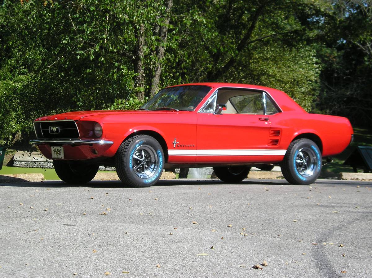 Ford-mustang-1967-red-21