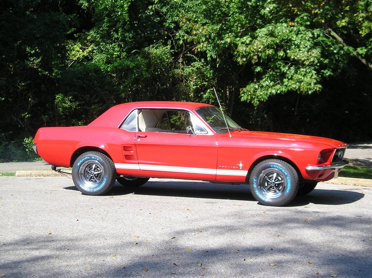 Ford-mustang-1967-red-45