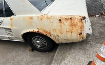 Ford-mustang-1967-white-2