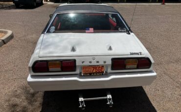 Ford-mustang-1975-white-1