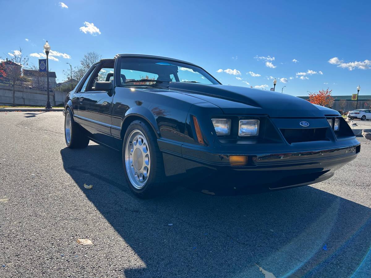 Ford-mustang-1981-6