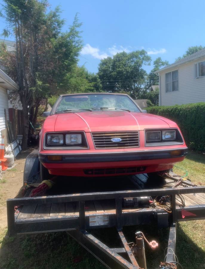 Ford-mustang-1983-red-11