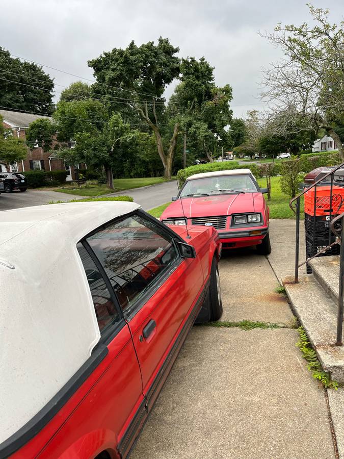 Ford-mustang-1983-red-16