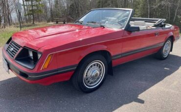 Ford-mustang-1983-red