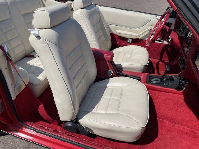 Ford-mustang-1983-red-4
