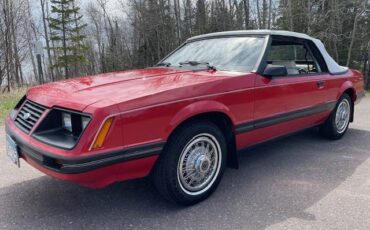Ford-mustang-1983-red-8