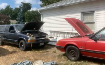 Ford-mustang-1983-red-8