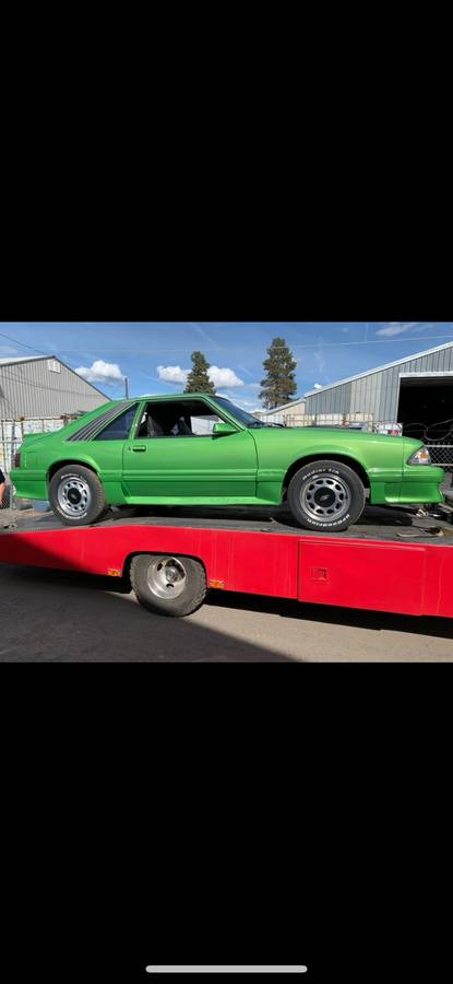 Ford-mustang-1984-green-10