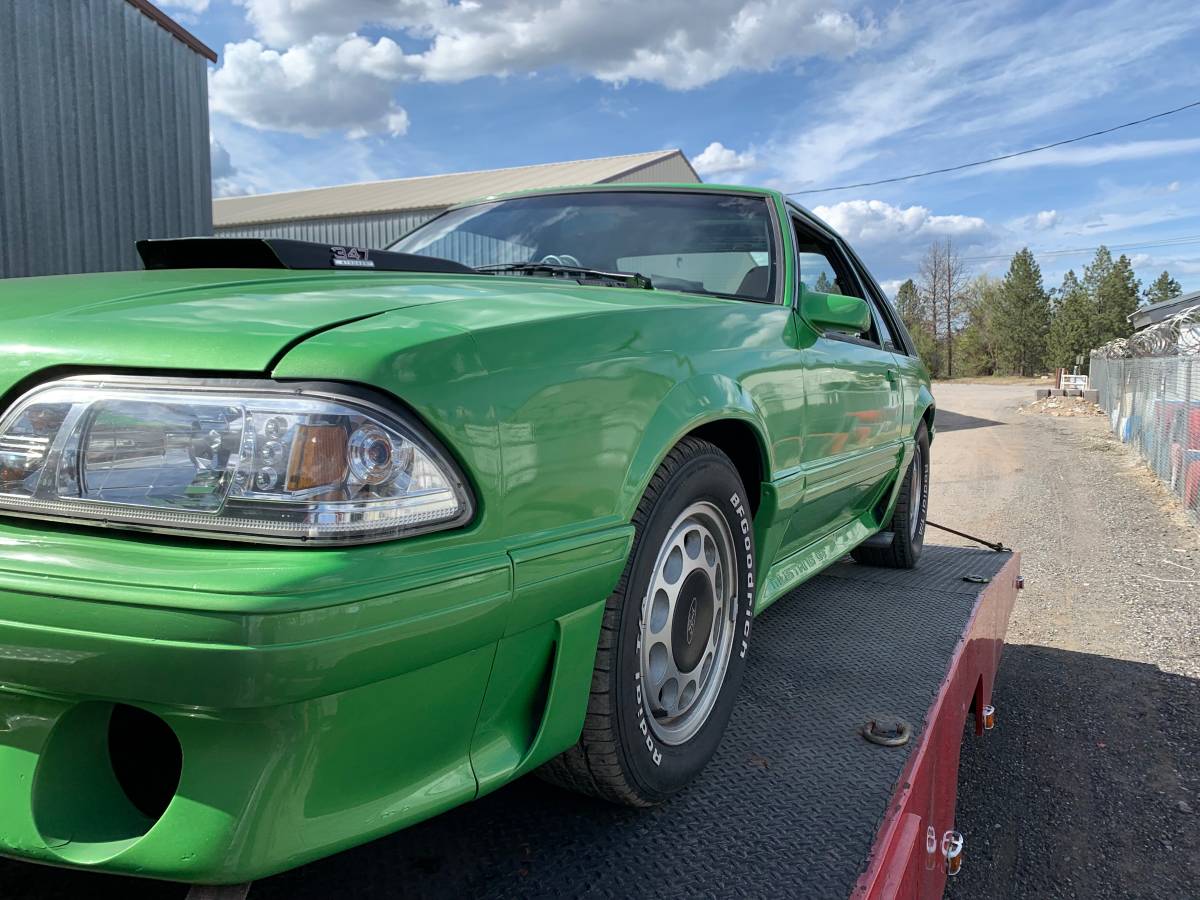 Ford-mustang-1984-green-3