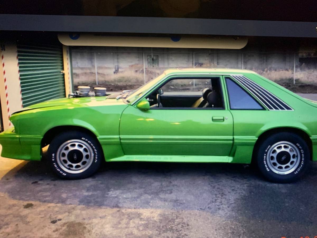Ford-mustang-1984-green-4