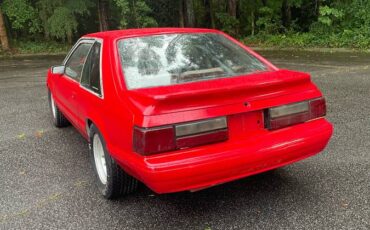 Ford-mustang-1984-red-10