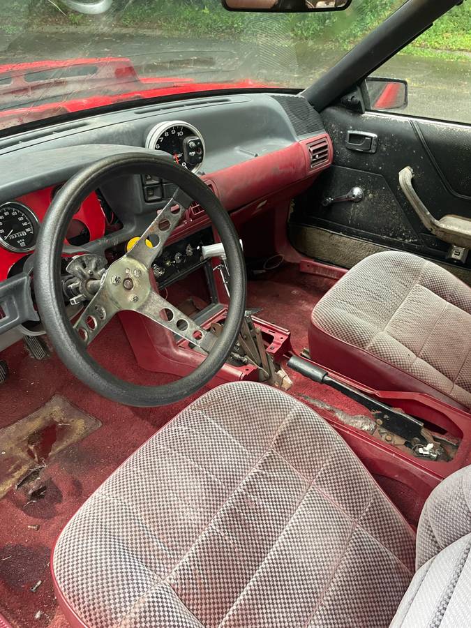 Ford-mustang-1984-red-3