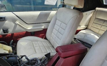 Ford-mustang-1984-white-1