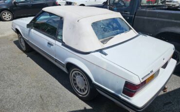 Ford-mustang-1984-white-8
