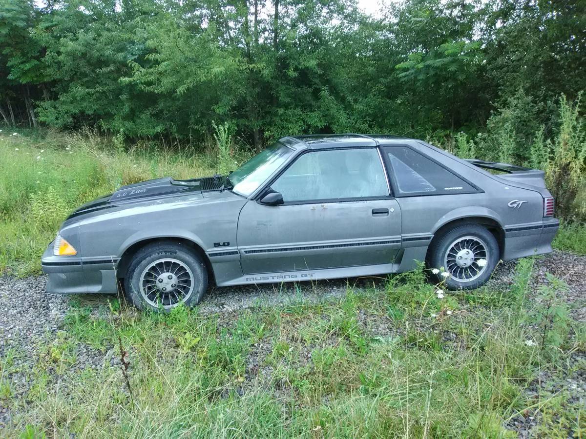 Ford-mustang-1988-1