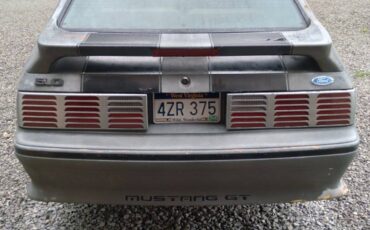 Ford-mustang-1988-14