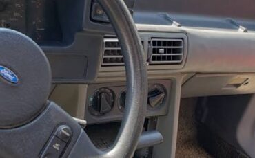 Ford-mustang-1988-4