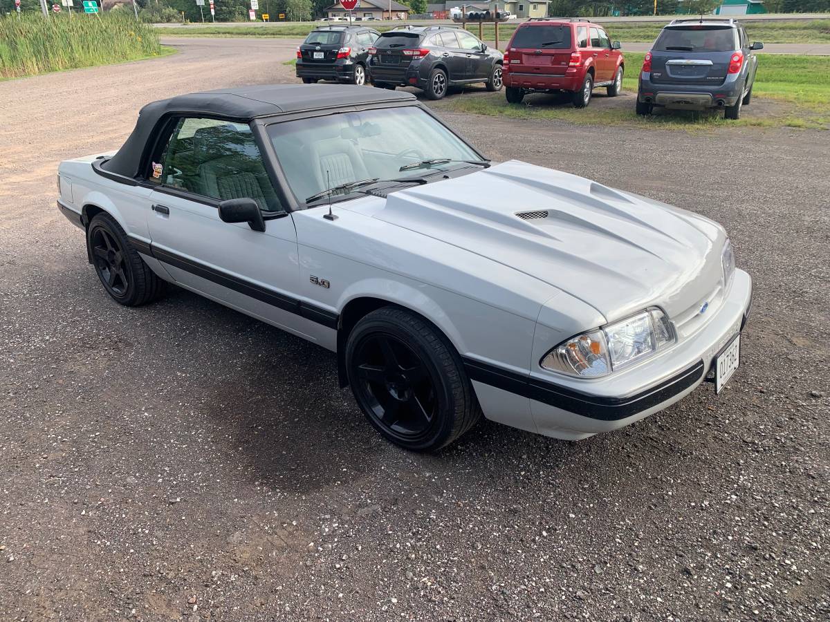 Ford-mustang-1989-1