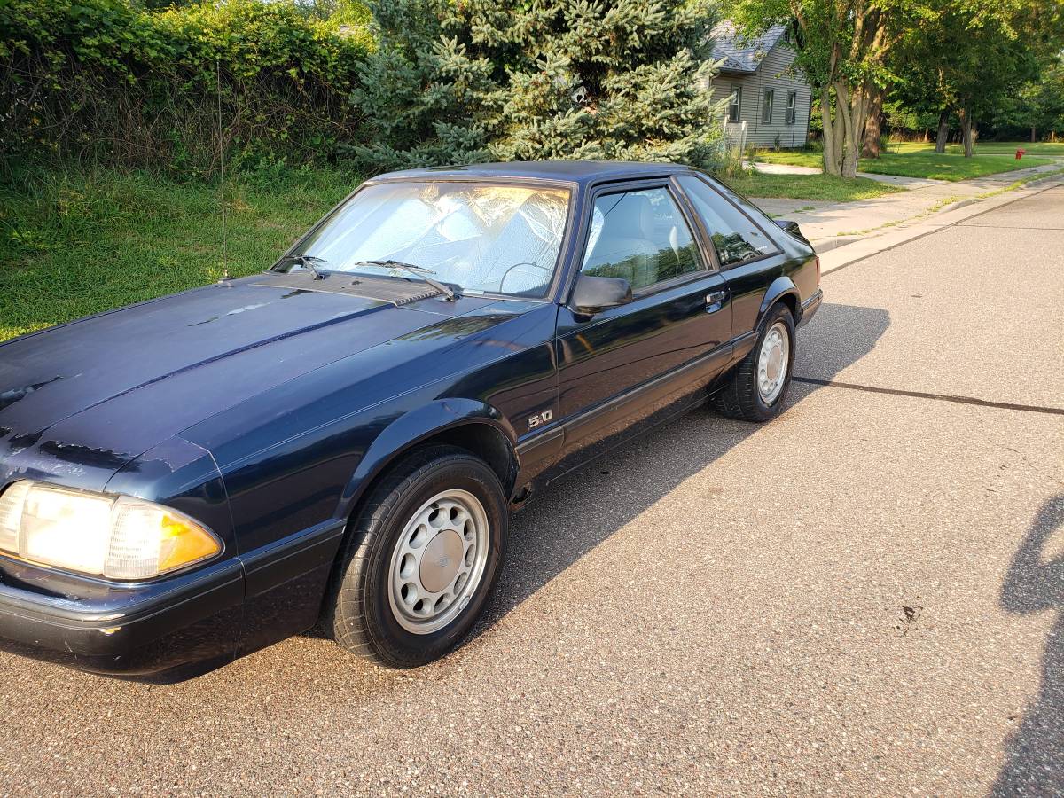 Ford-mustang-1989-blue-4