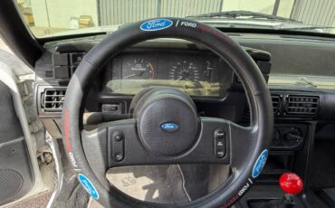 Ford-mustang-1989-white-10