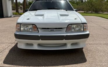 Ford-mustang-1989-white-2