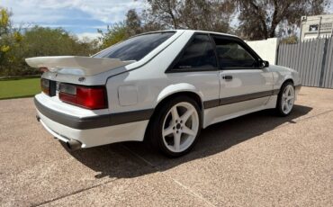Ford-mustang-1989-white-5