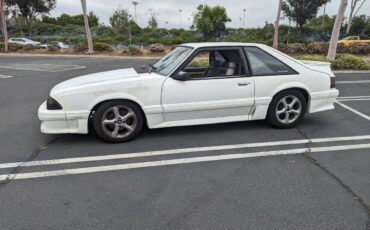 Ford-mustang-1990-white-3