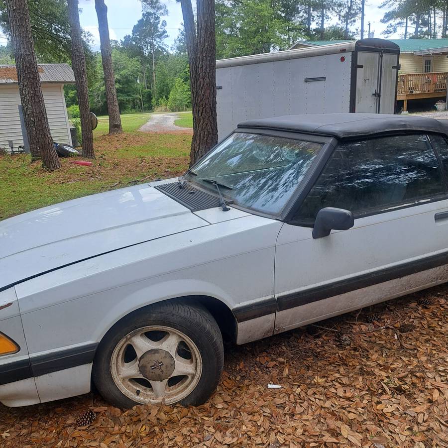 Ford-mustang-1990-white-3