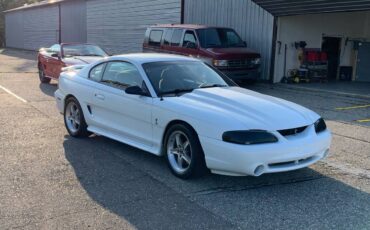 Ford-mustang-cobra-1995-white