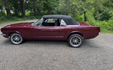 Ford-mustang-convertible-1965-11