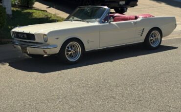 Ford-mustang-convertible-1966-white-1