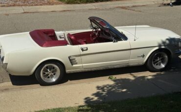 Ford-mustang-convertible-1966-white-3