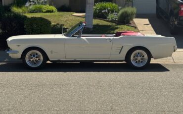 Ford-mustang-convertible-1966-white
