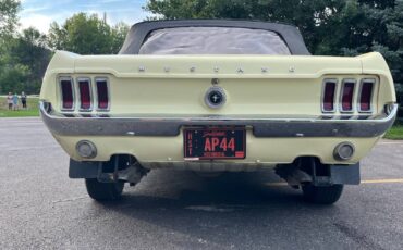 Ford-mustang-convertible-1967-yellow-6