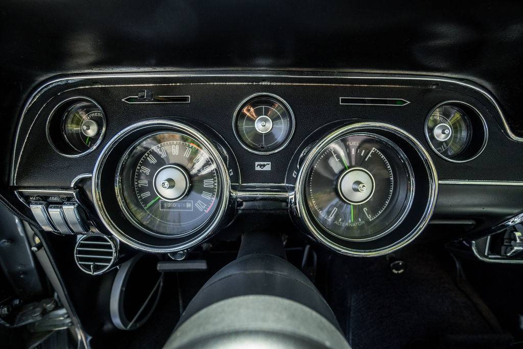 Ford-mustang-convertible-1968-7