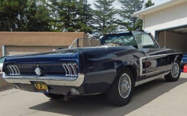 Ford-mustang-convertible-1968-blue-1