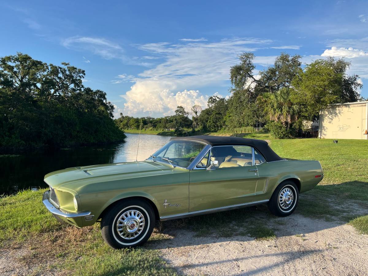 Ford-mustang-convertible-1968-green-1